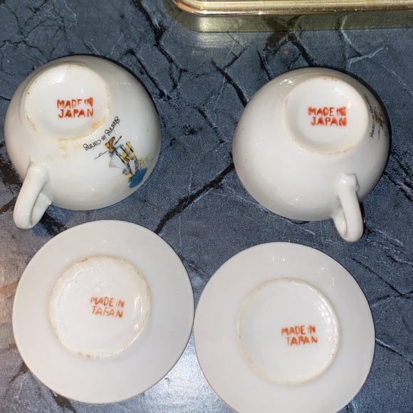 4 Made in Japan red stamped pieces of China - Picture 3 of 4